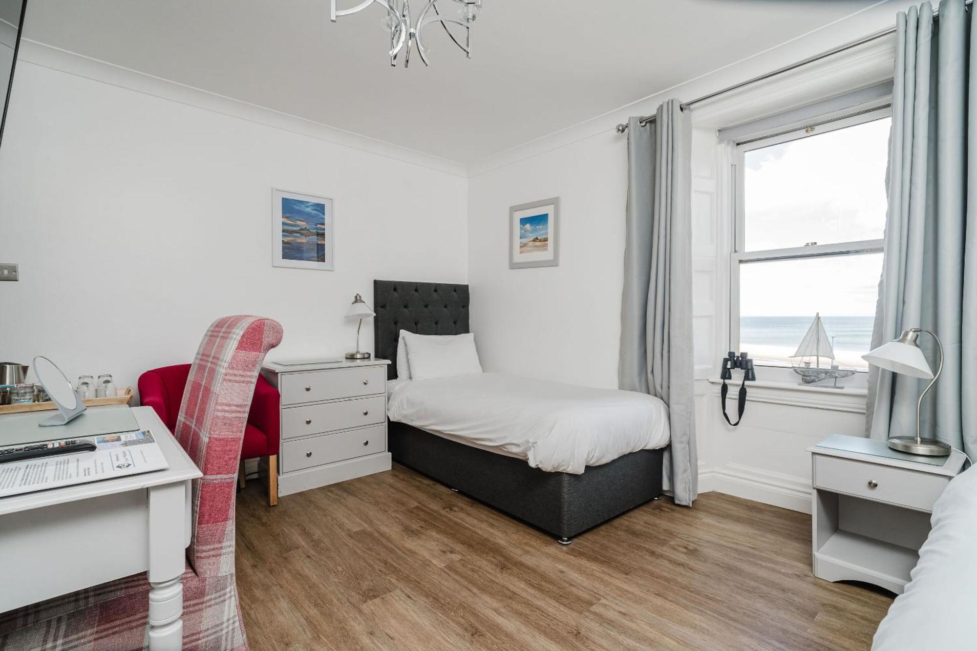 The Roxburgh Guest Accommodation Berwick Upon Tweed Номер фото